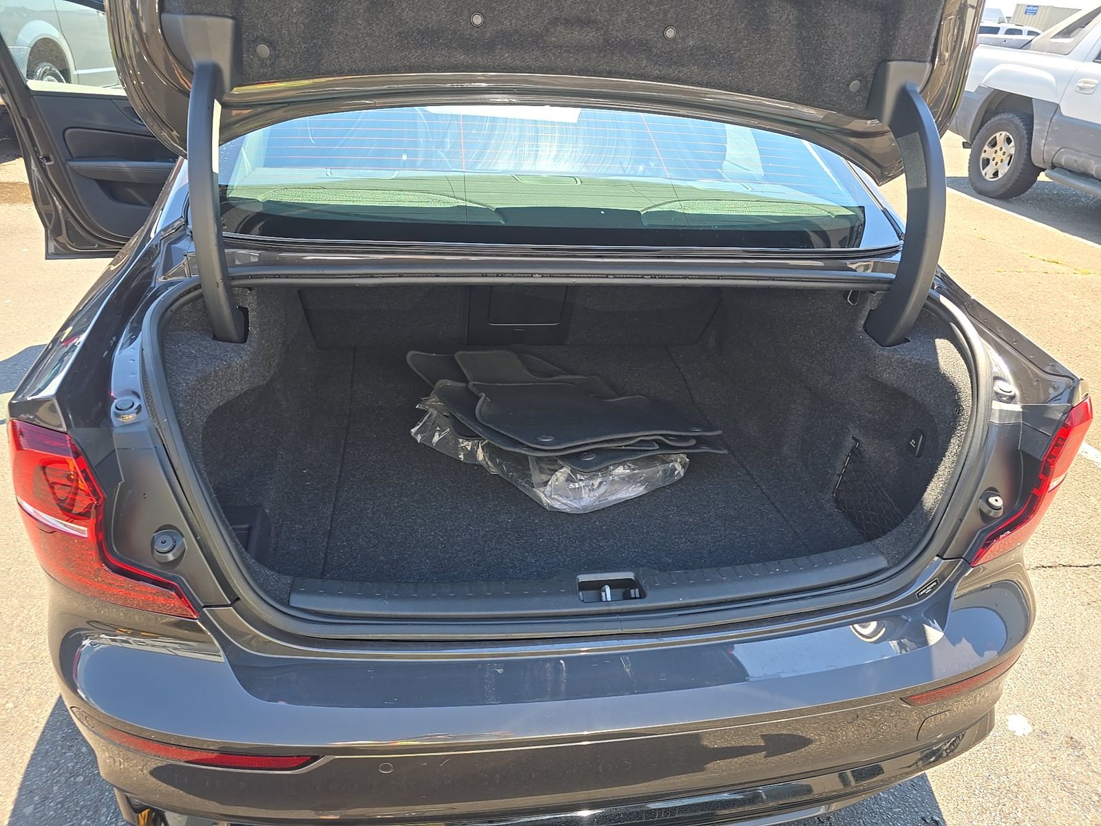 2023 Volvo S60 Recharge T8 Plus AWD
