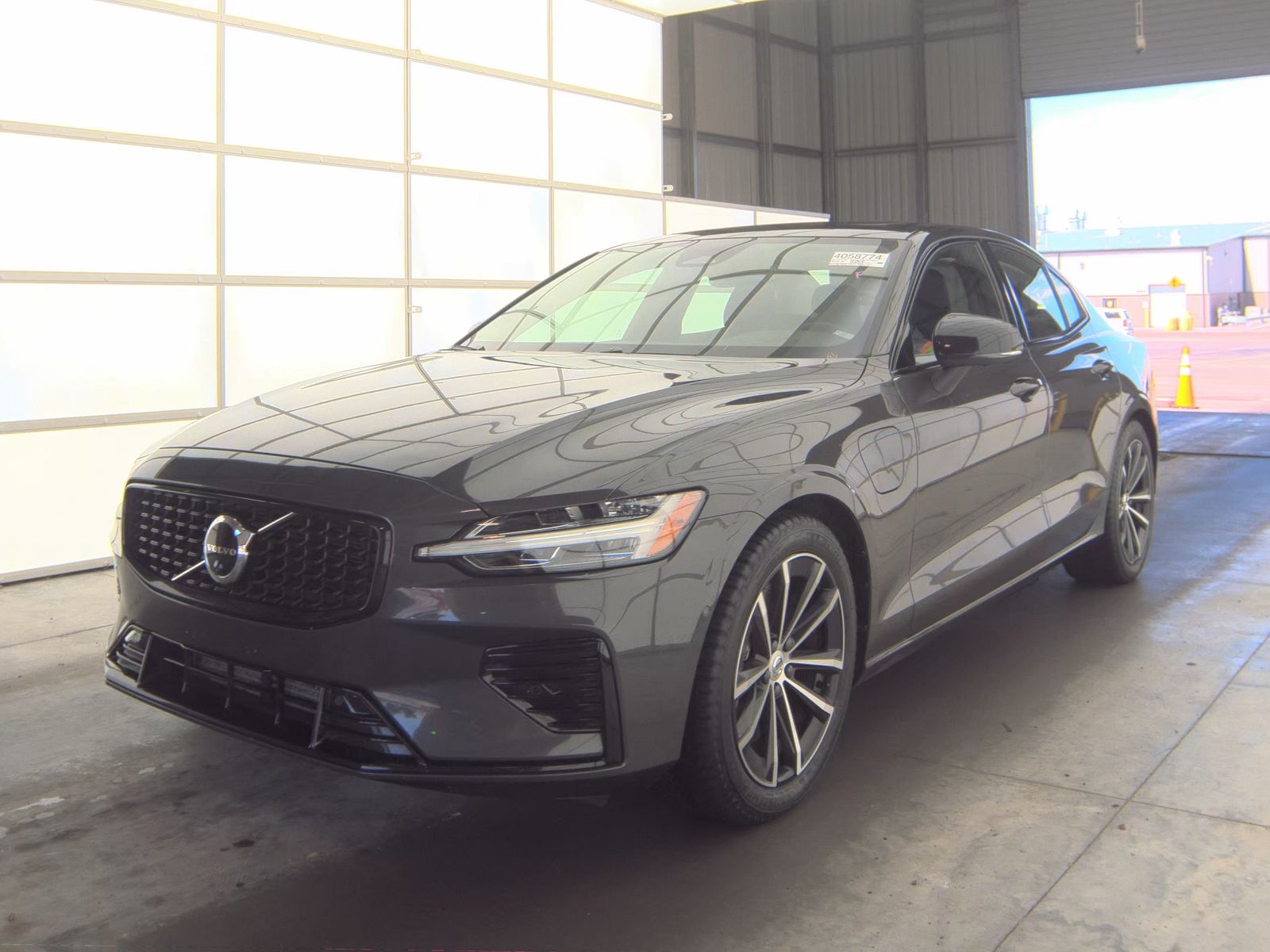 2023 Volvo S60 Recharge T8 Plus AWD