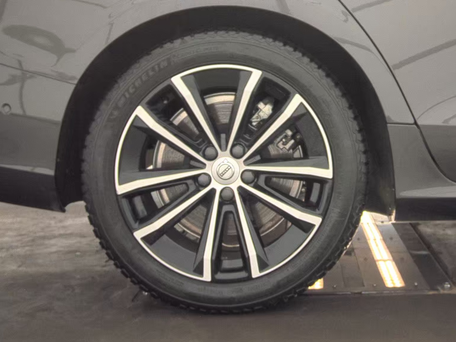 2023 Volvo S60 Recharge T8 Plus AWD