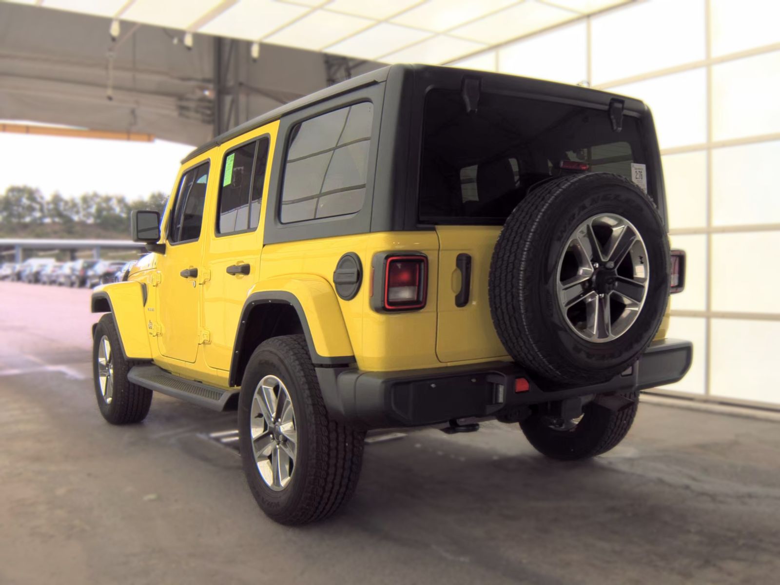2023 Jeep Wrangler Sahara AWD