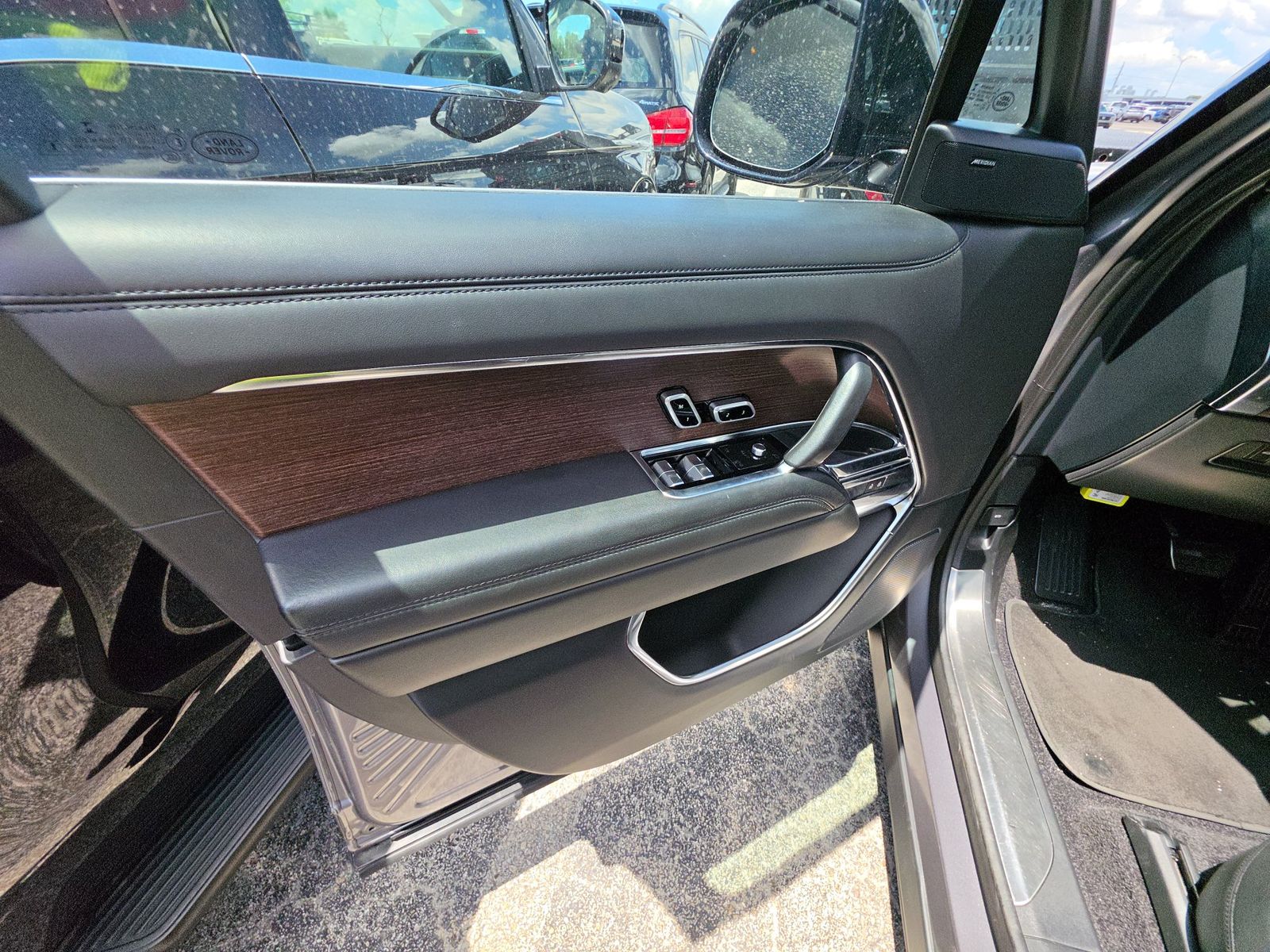 2023 Land Rover Range Rover SE AWD
