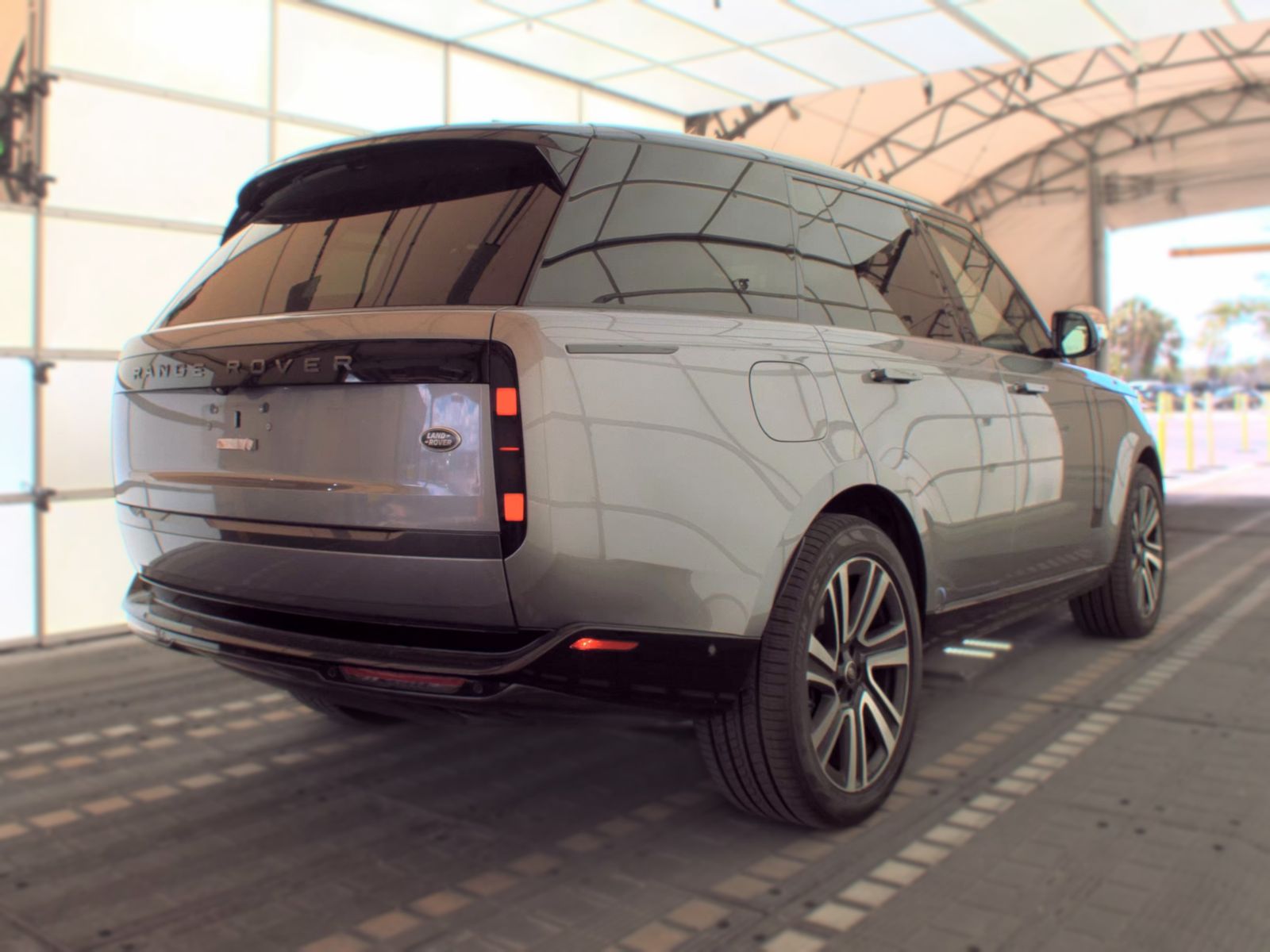 2023 Land Rover Range Rover SE AWD