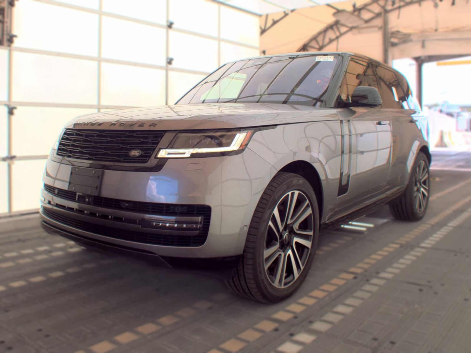 2023 Land Rover Range Rover SE AWD