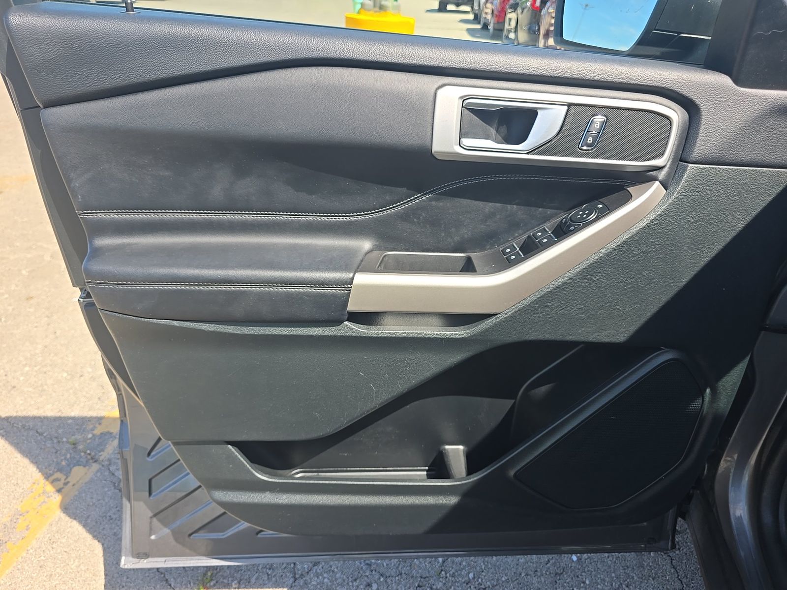 2023 Ford Explorer XLT AWD
