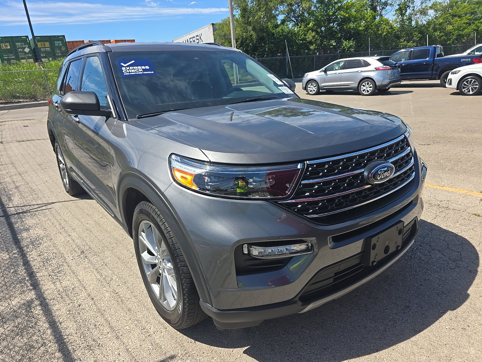 2023 Ford Explorer XLT AWD
