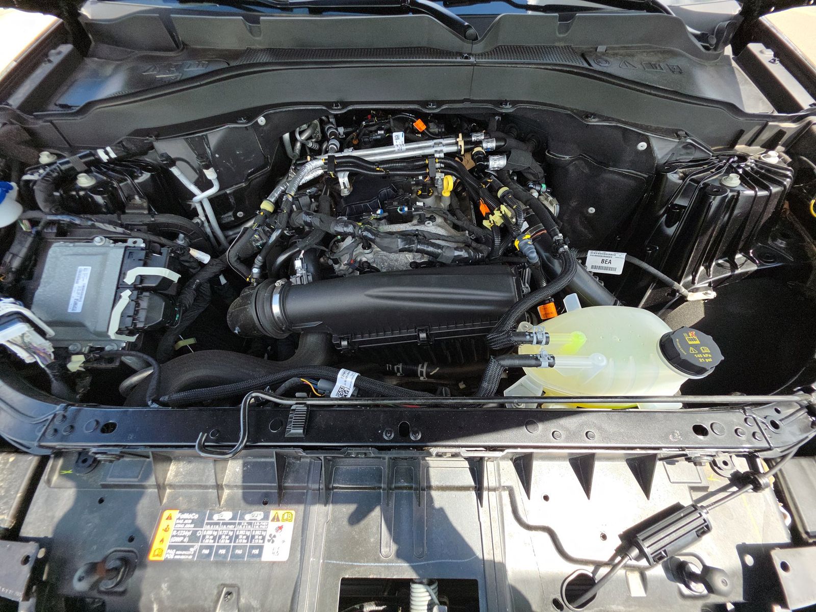 2025 Ford Explorer Active AWD