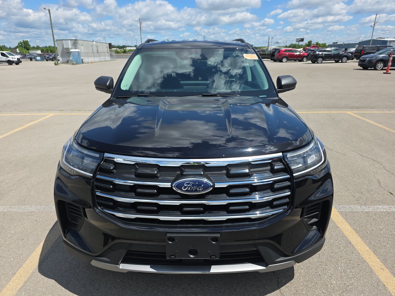 2025 Ford Explorer Active AWD