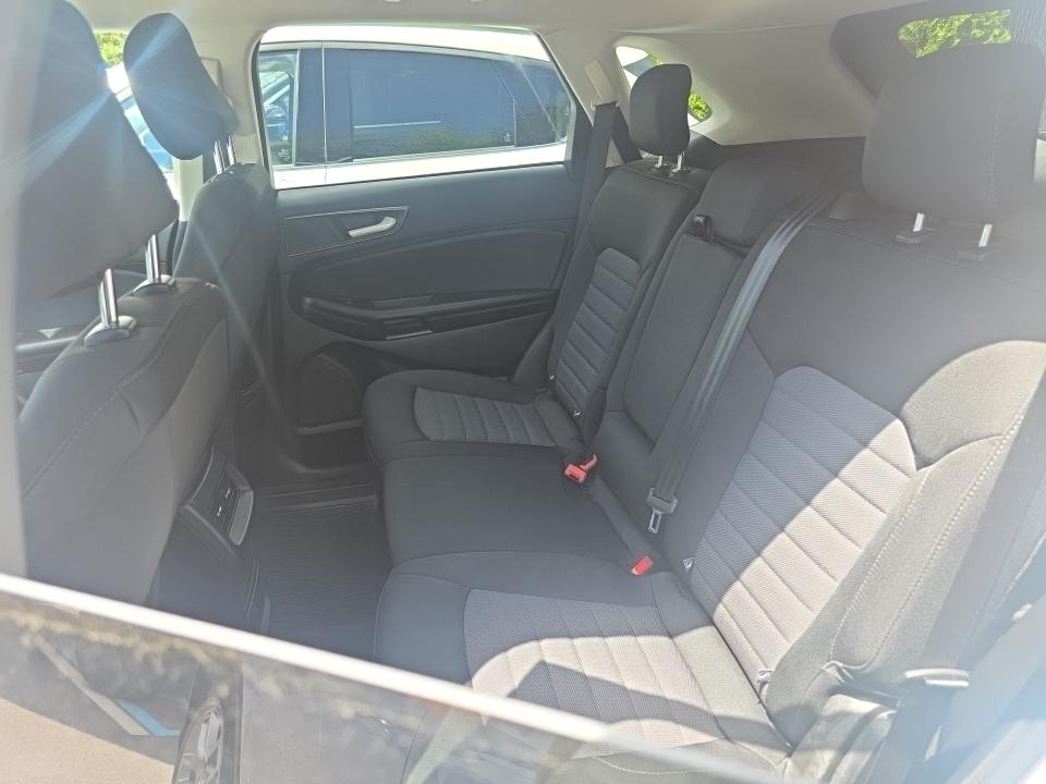 2023 Ford Edge SE AWD