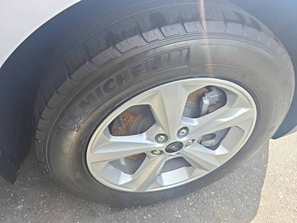 2023 Ford Edge SE AWD