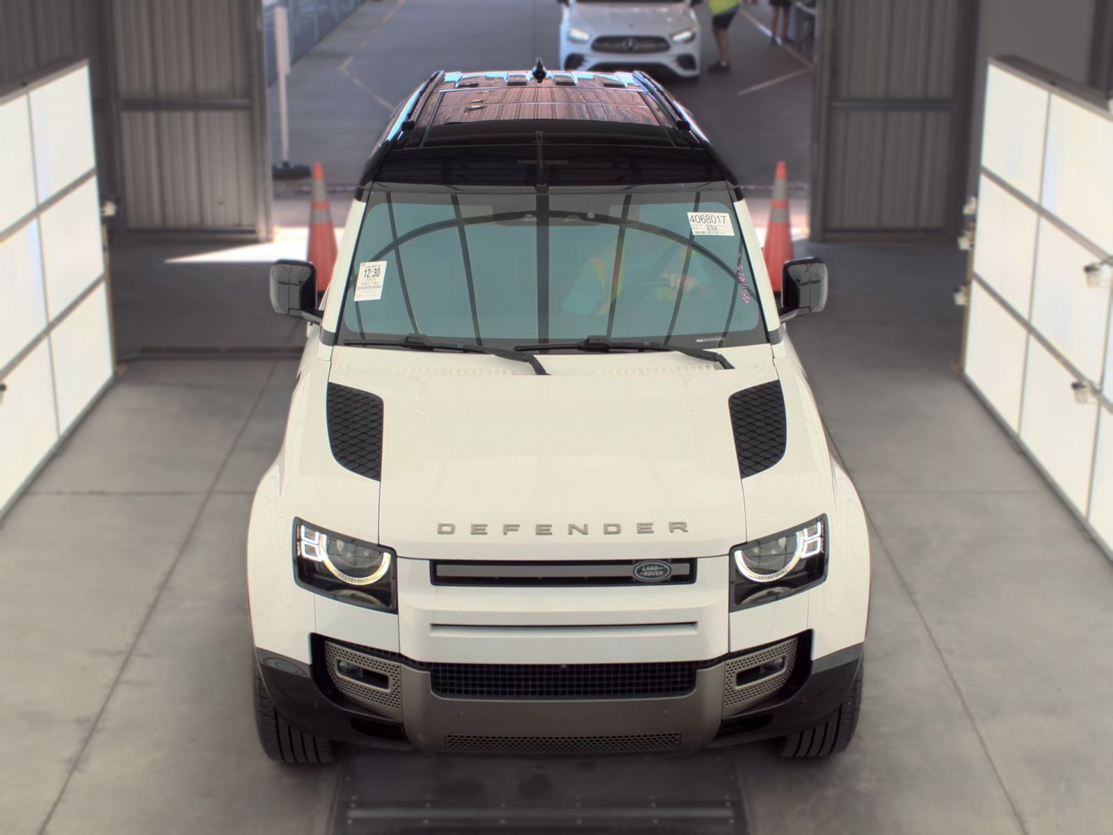 2021 Land Rover Defender 110 X-Dynamic SE AWD