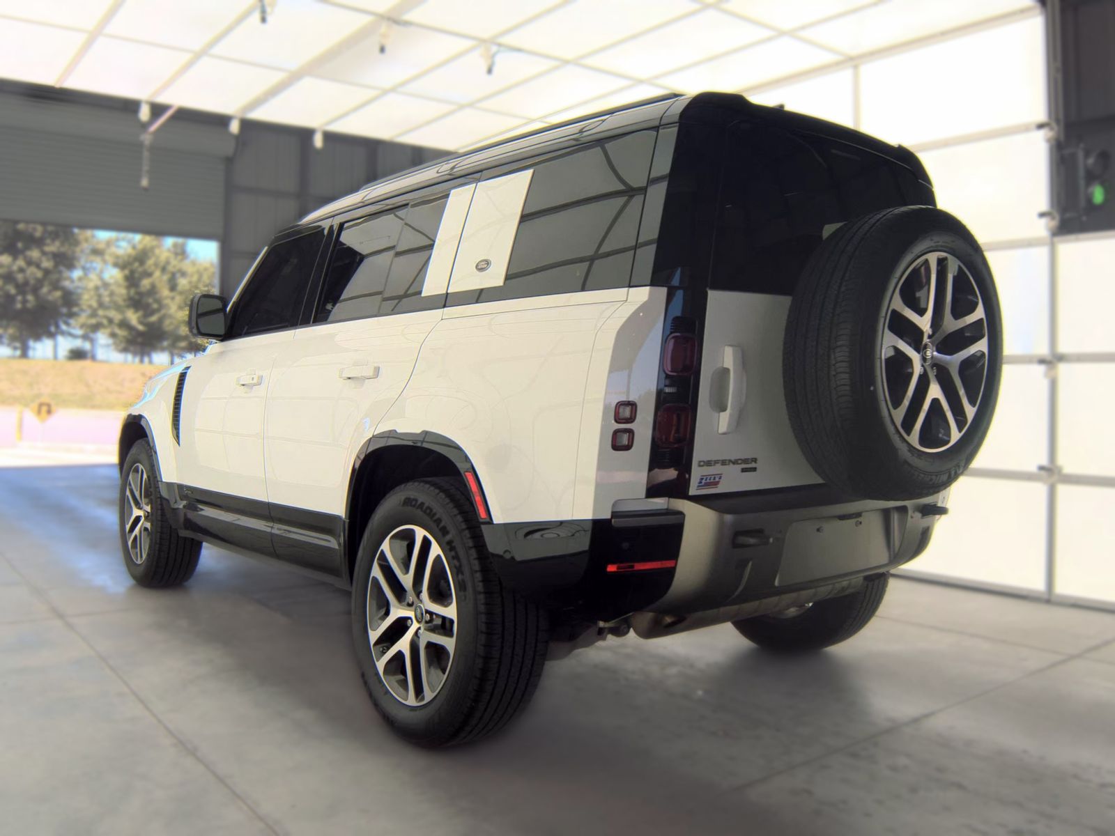 2021 Land Rover Defender 110 X-Dynamic SE AWD