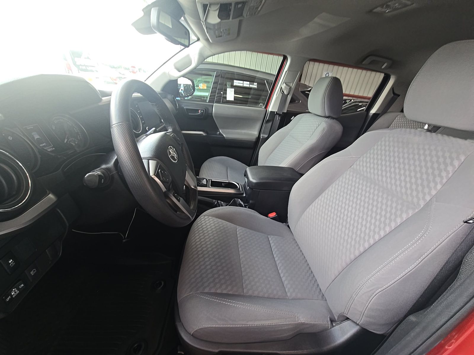 2021 Toyota Tacoma SR5 RWD