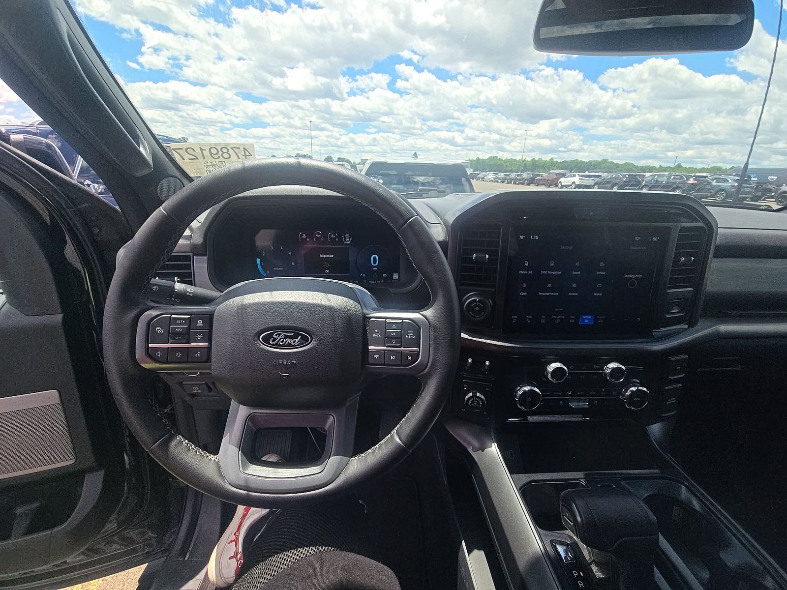 2025 Ford F-150 Lariat AWD