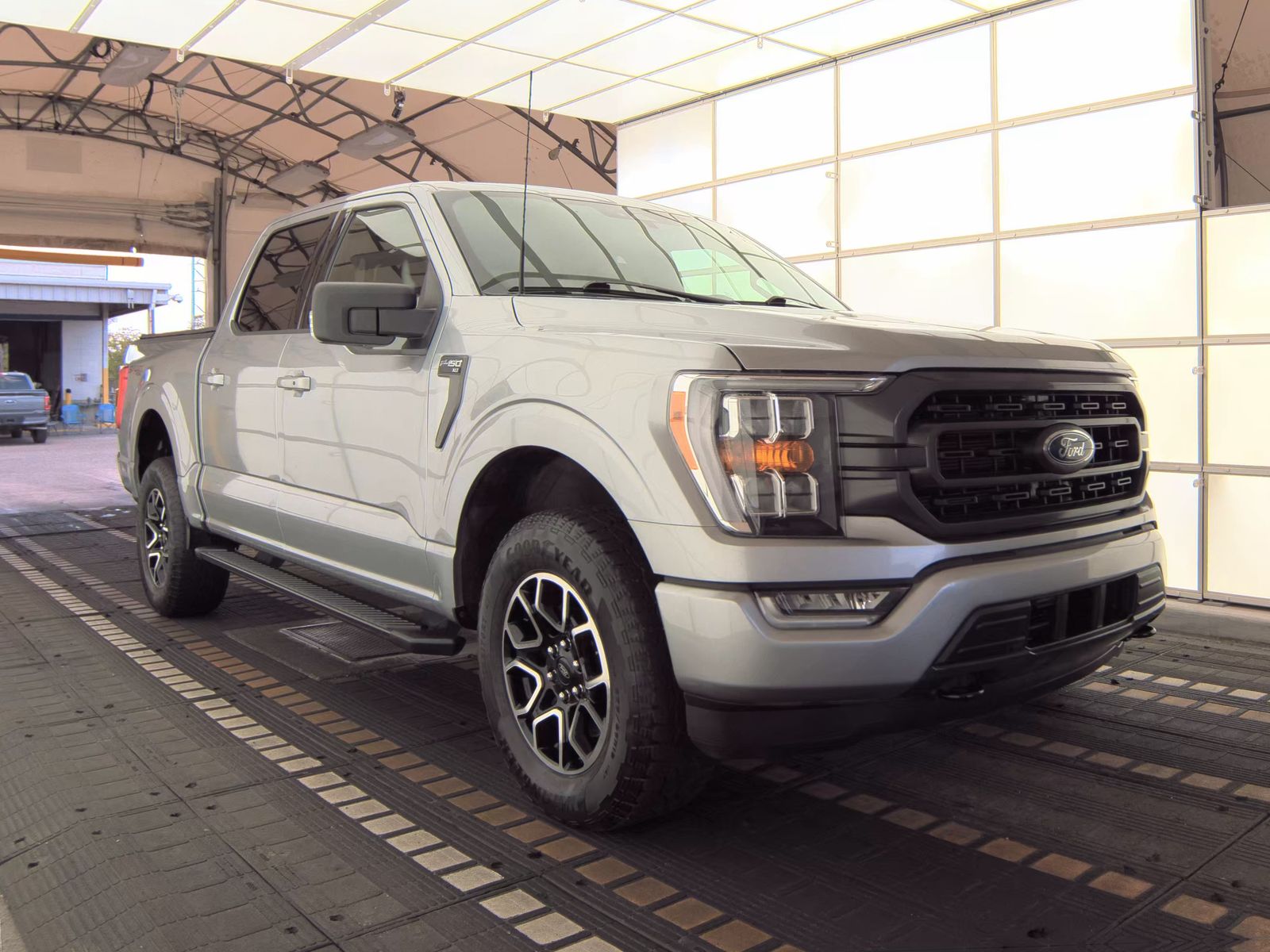 2023 Ford F-150 XLT AWD