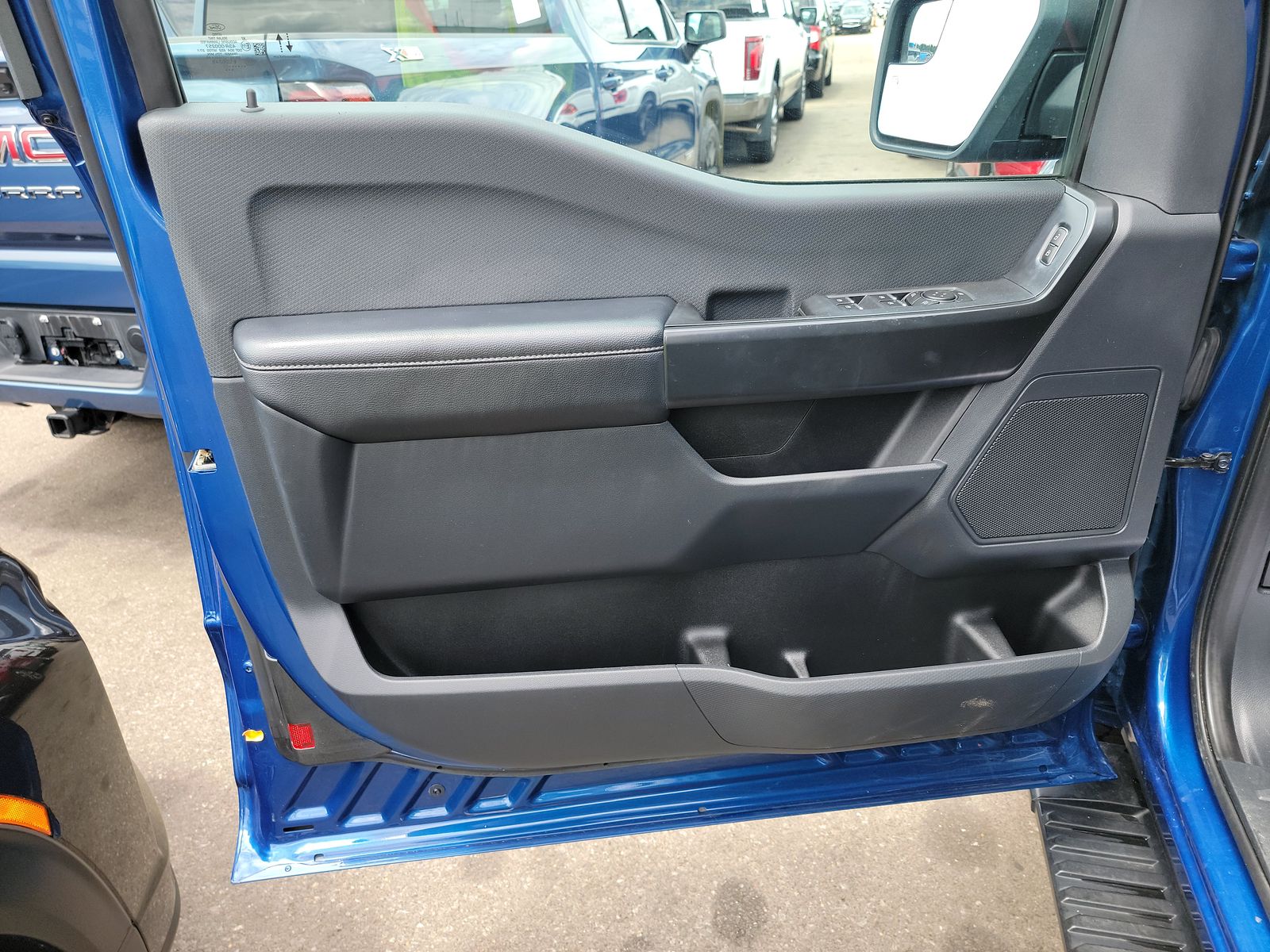 2022 Ford F-150 XL AWD
