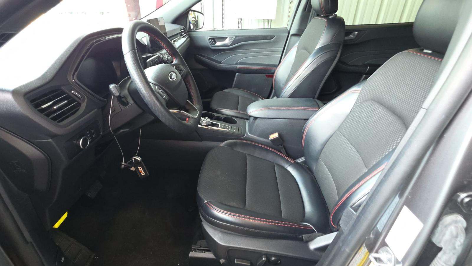2025 Ford Escape ST-Line AWD