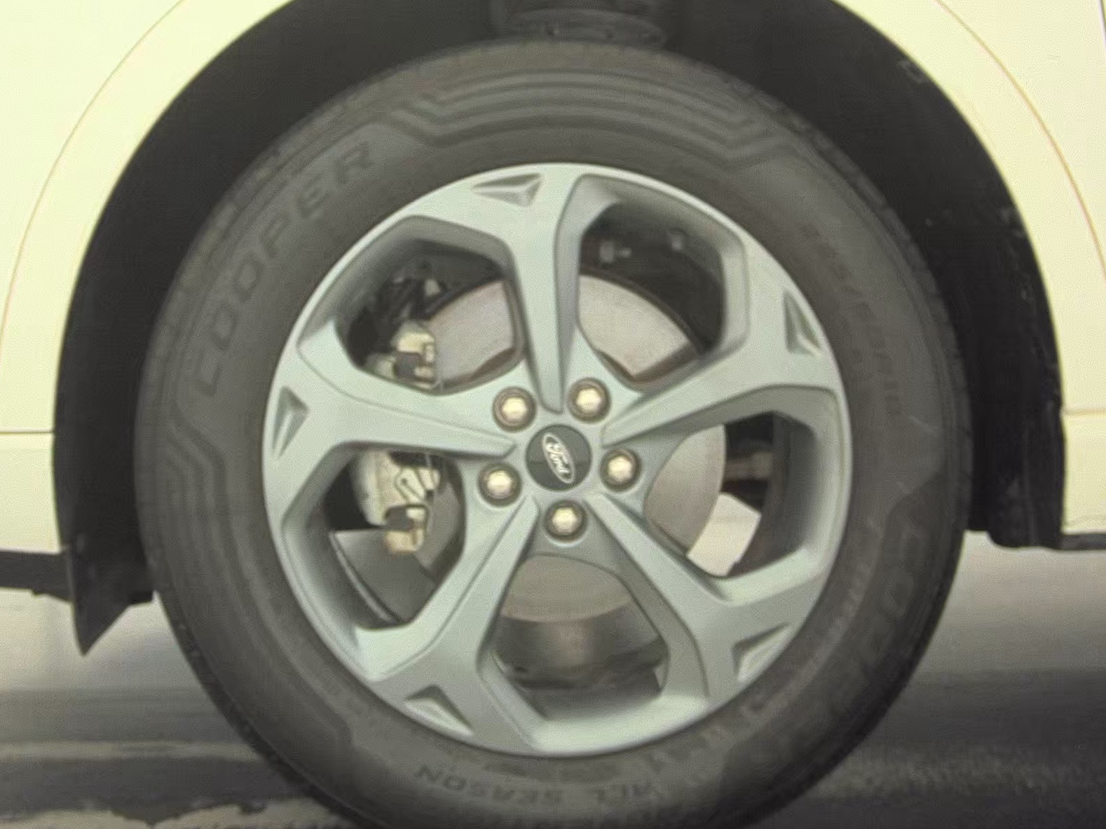 2024 Ford Escape Hybrid ST-Line Select AWD
