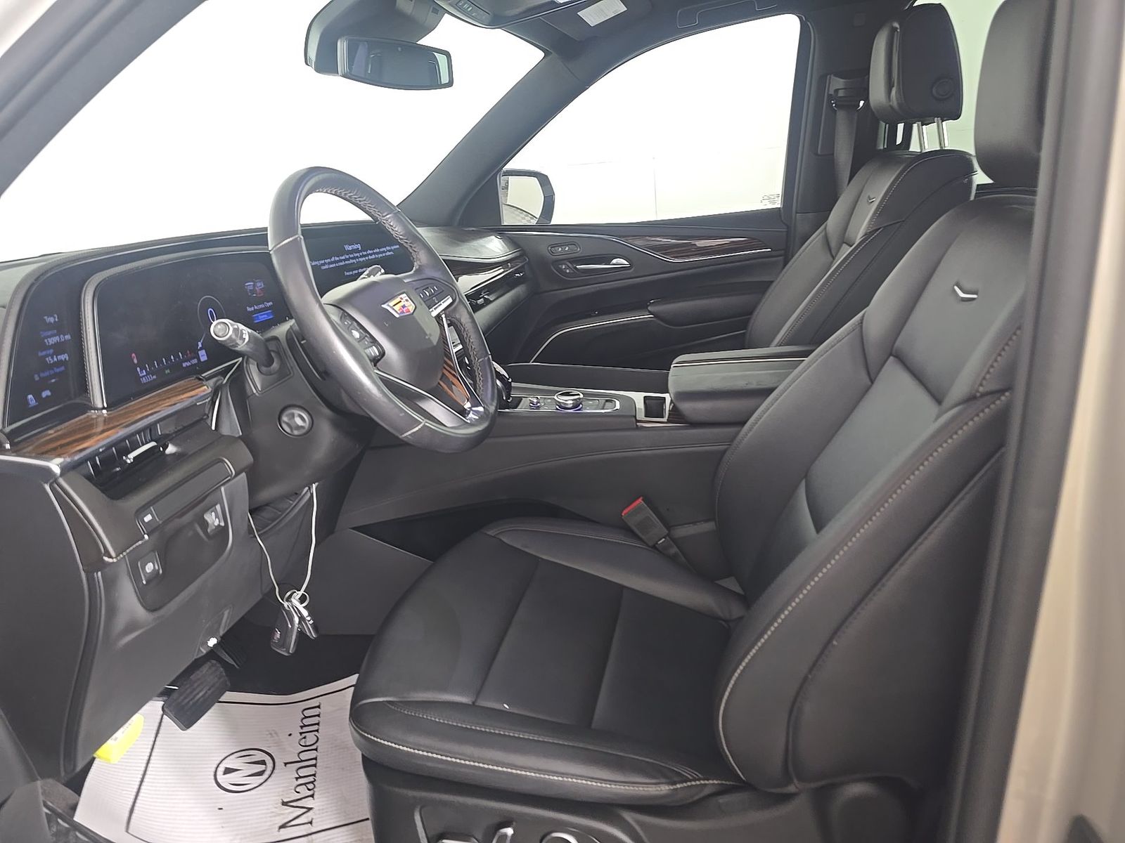 2024 Cadillac Escalade ESV Luxury RWD