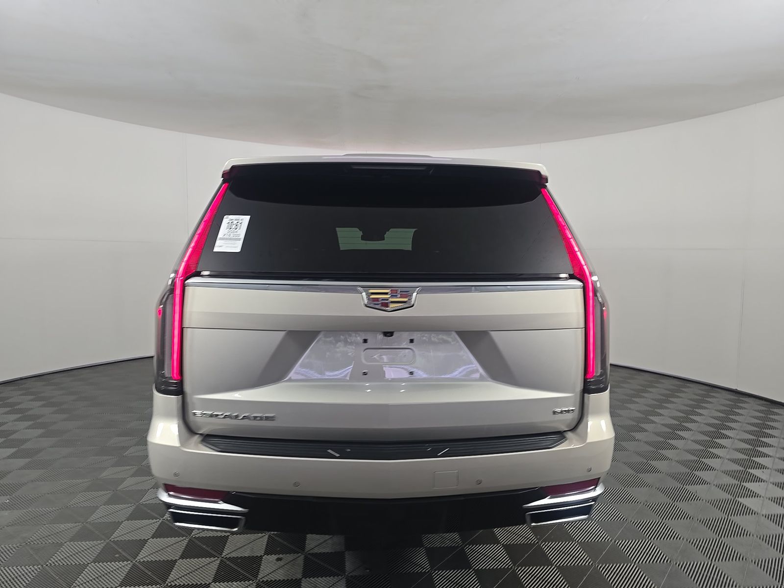 2024 Cadillac Escalade ESV Luxury RWD