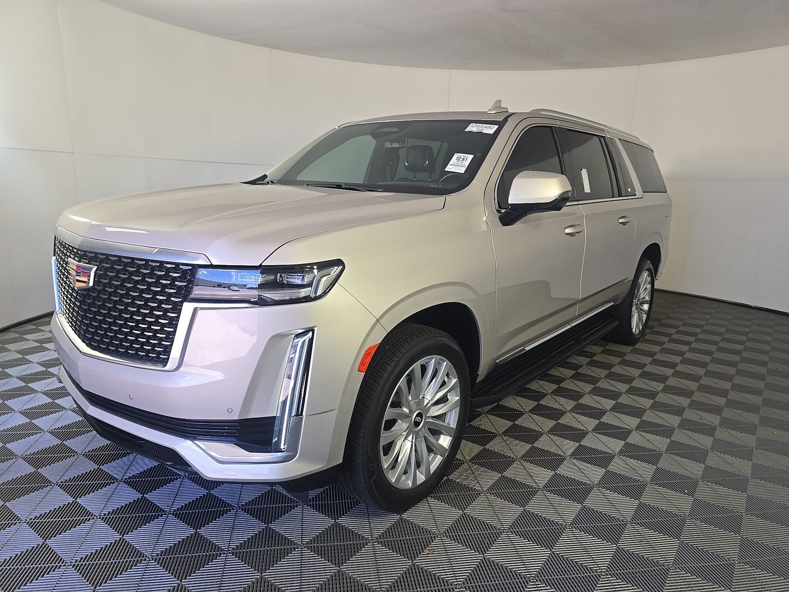 2024 Cadillac Escalade ESV Luxury RWD