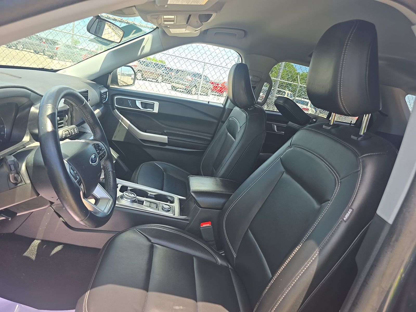 2023 Ford Explorer XLT AWD