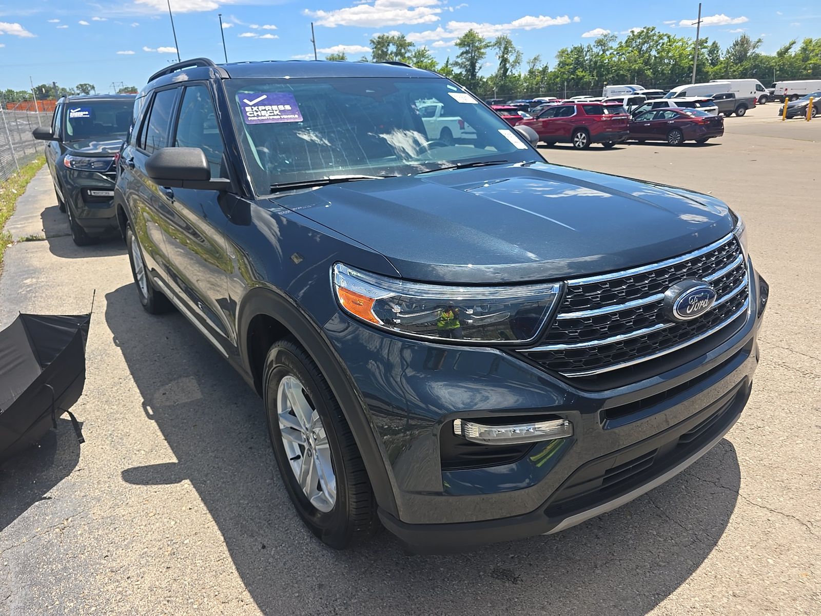 2023 Ford Explorer XLT AWD