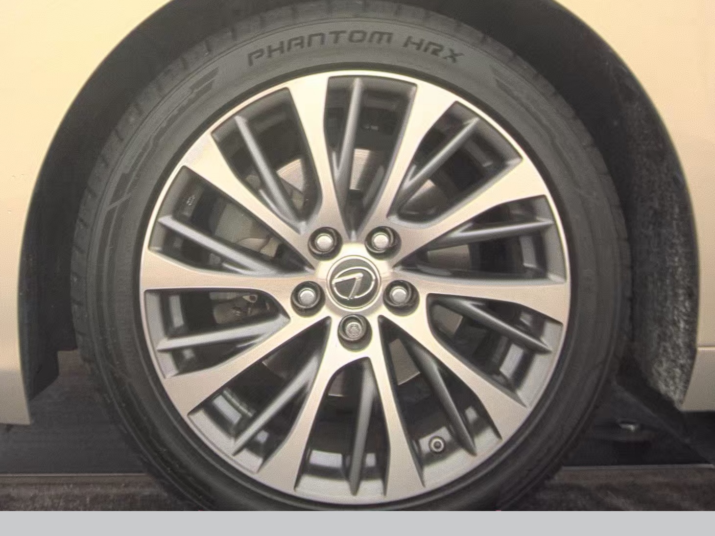 2019 Lexus ES ES 300h FWD