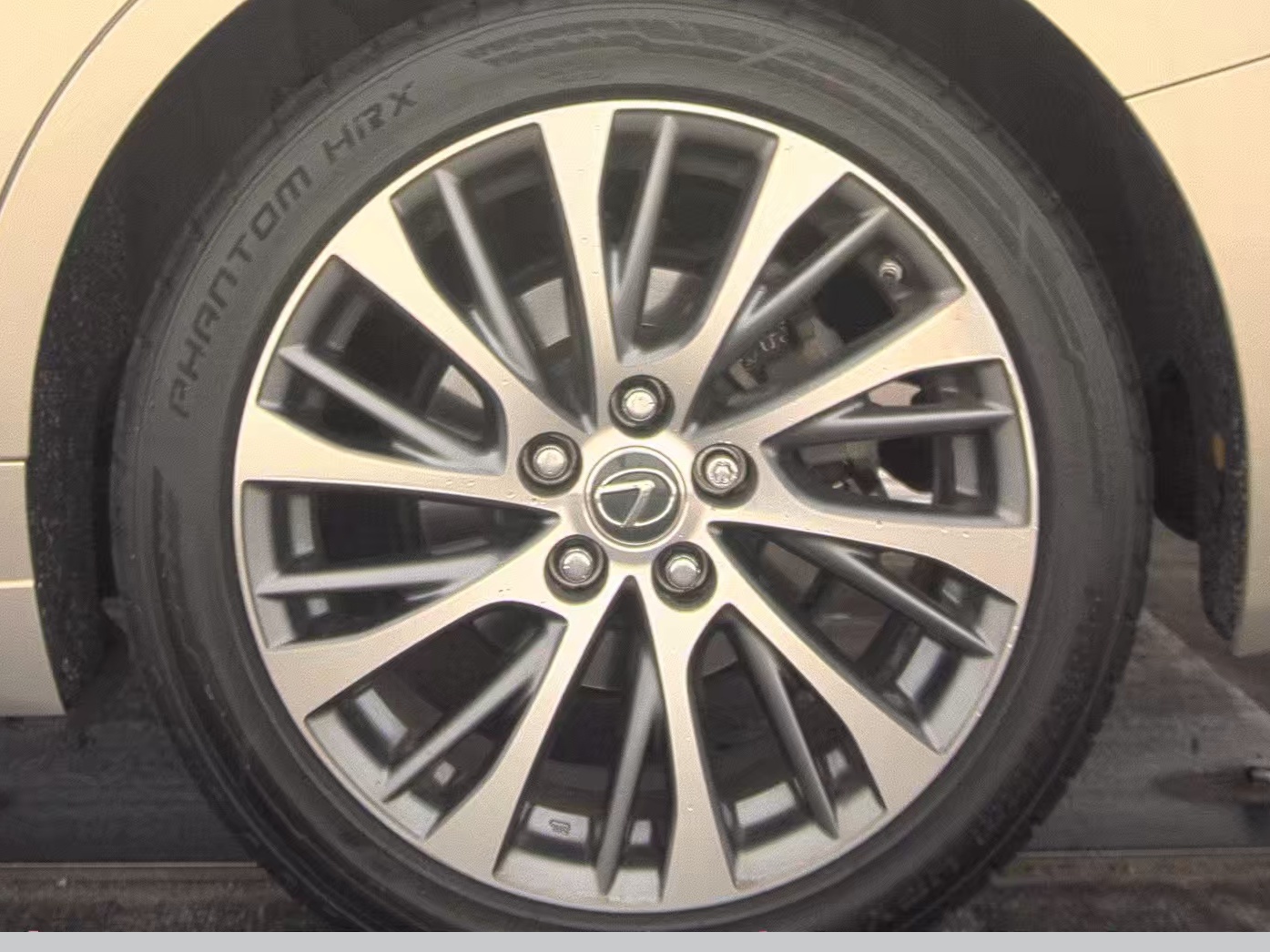 2019 Lexus ES ES 300h FWD