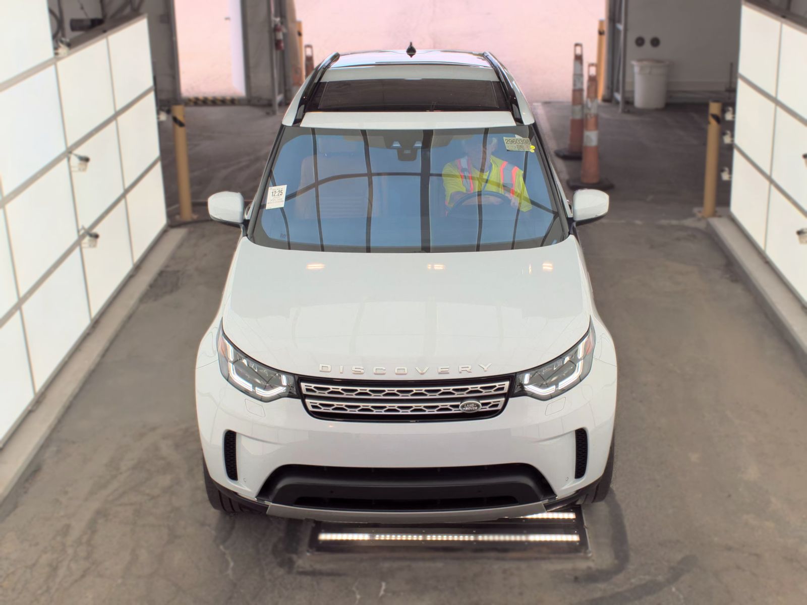 2020 Land Rover Discovery HSE Luxury AWD
