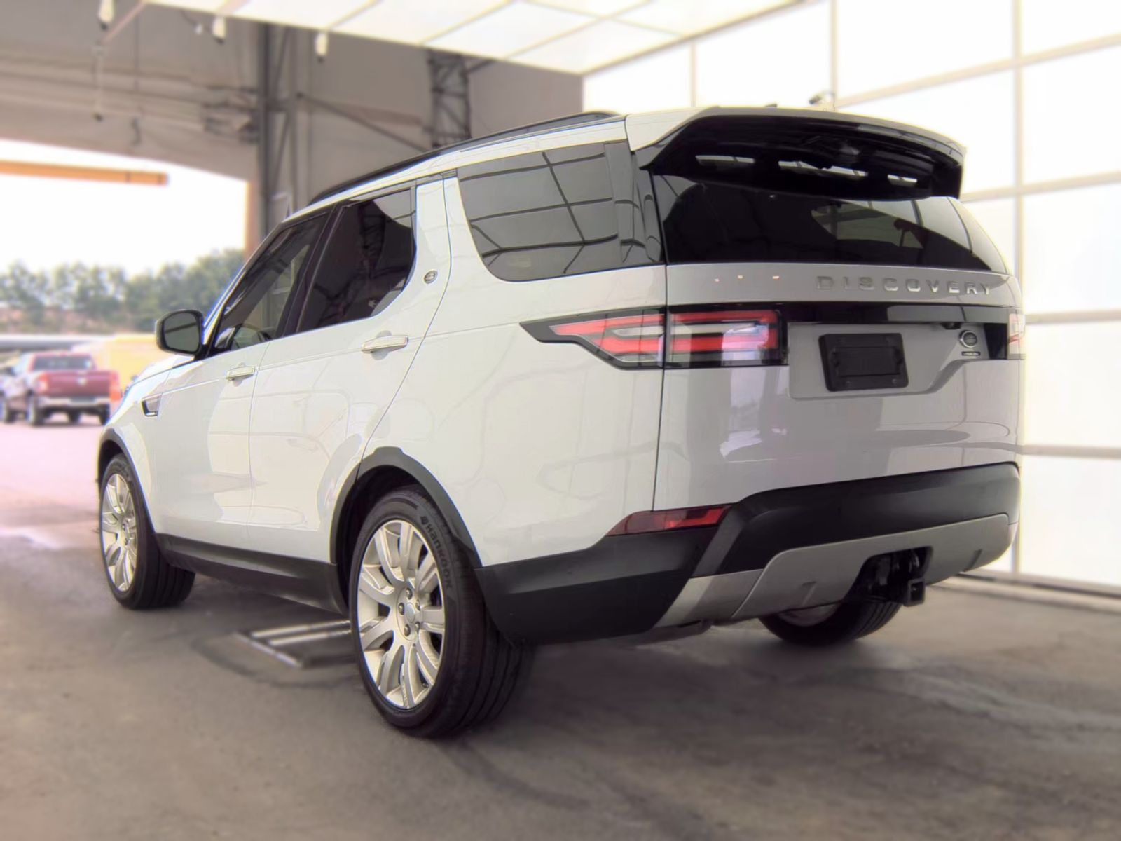 2020 Land Rover Discovery HSE Luxury AWD