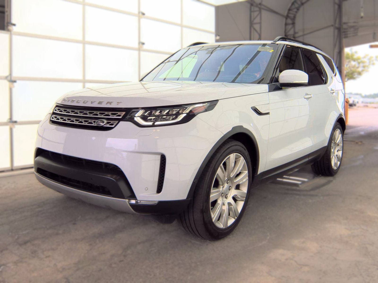 2020 Land Rover Discovery HSE Luxury AWD
