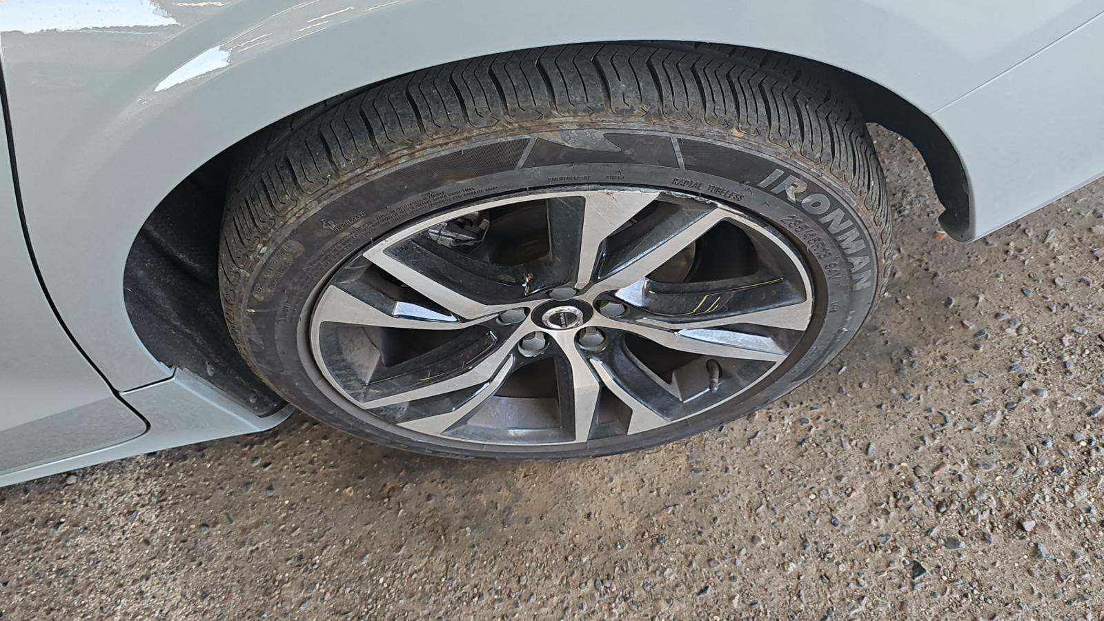 2024 Volvo S60 B5 Core FWD
