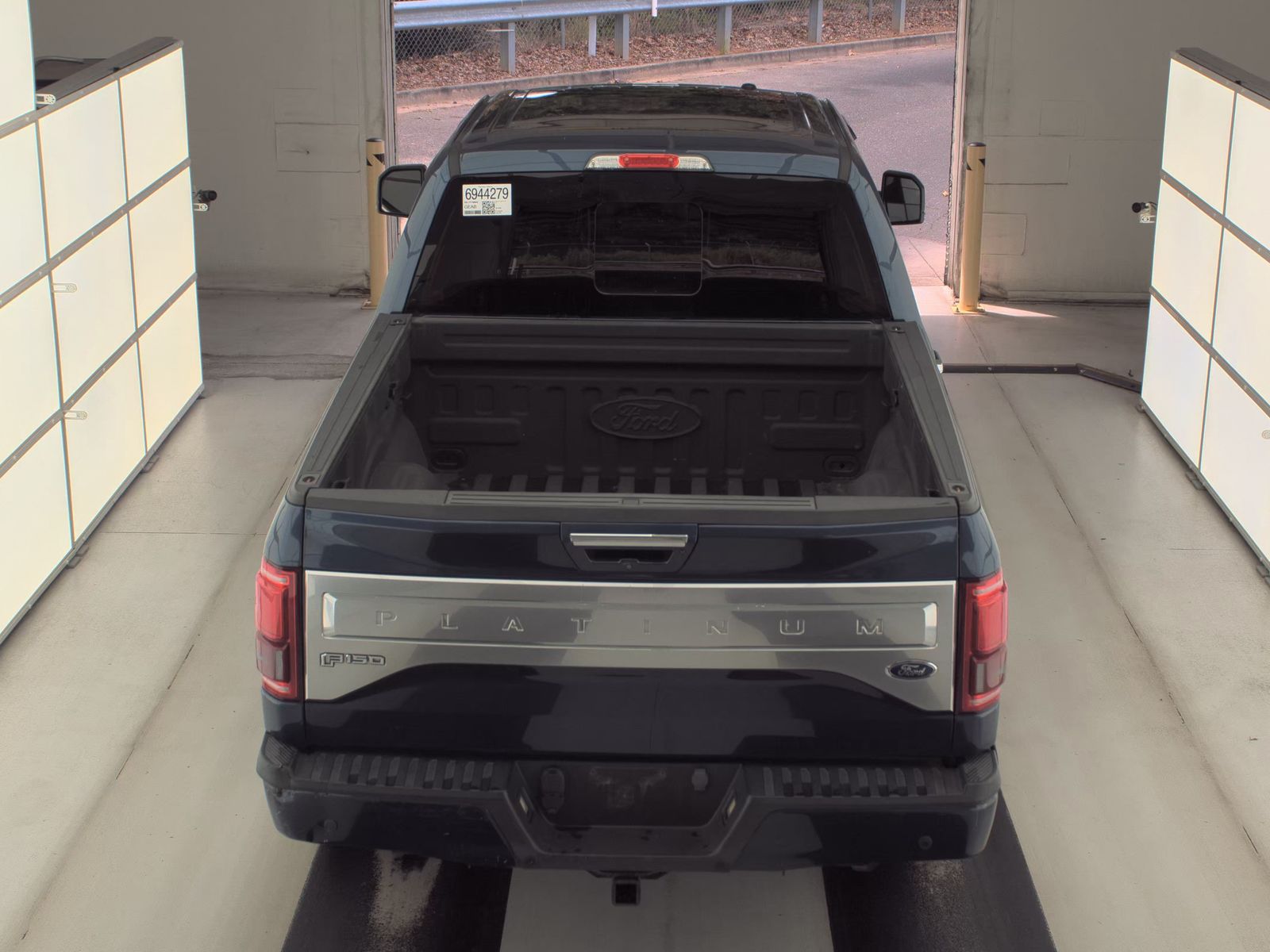 2015 Ford F-150 Platinum AWD