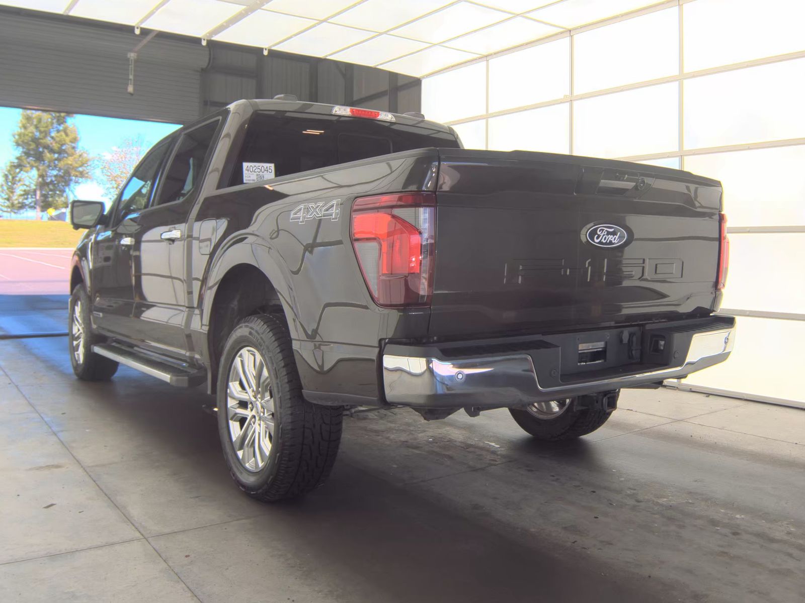 2024 Ford F-150 Hybrid XLT AWD