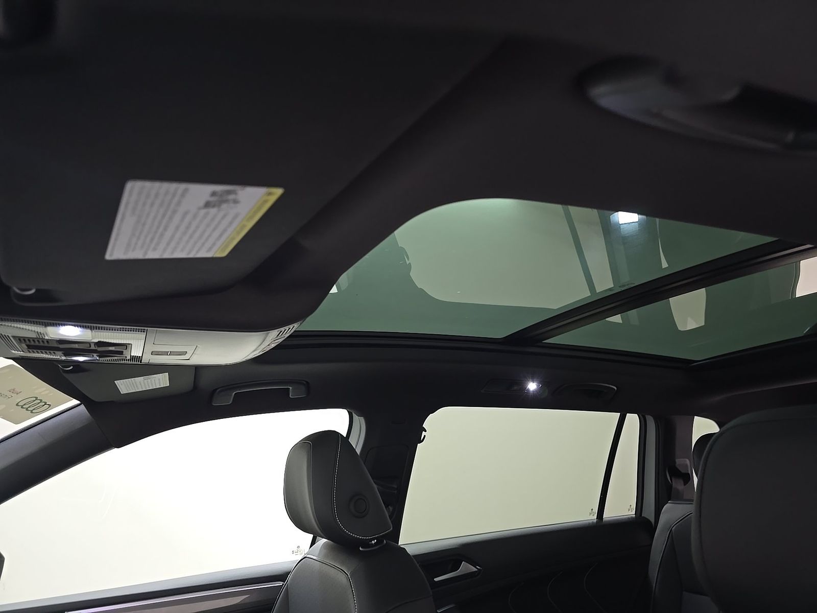2024 Volkswagen Tiguan 2.0T SE R-Line Black FWD