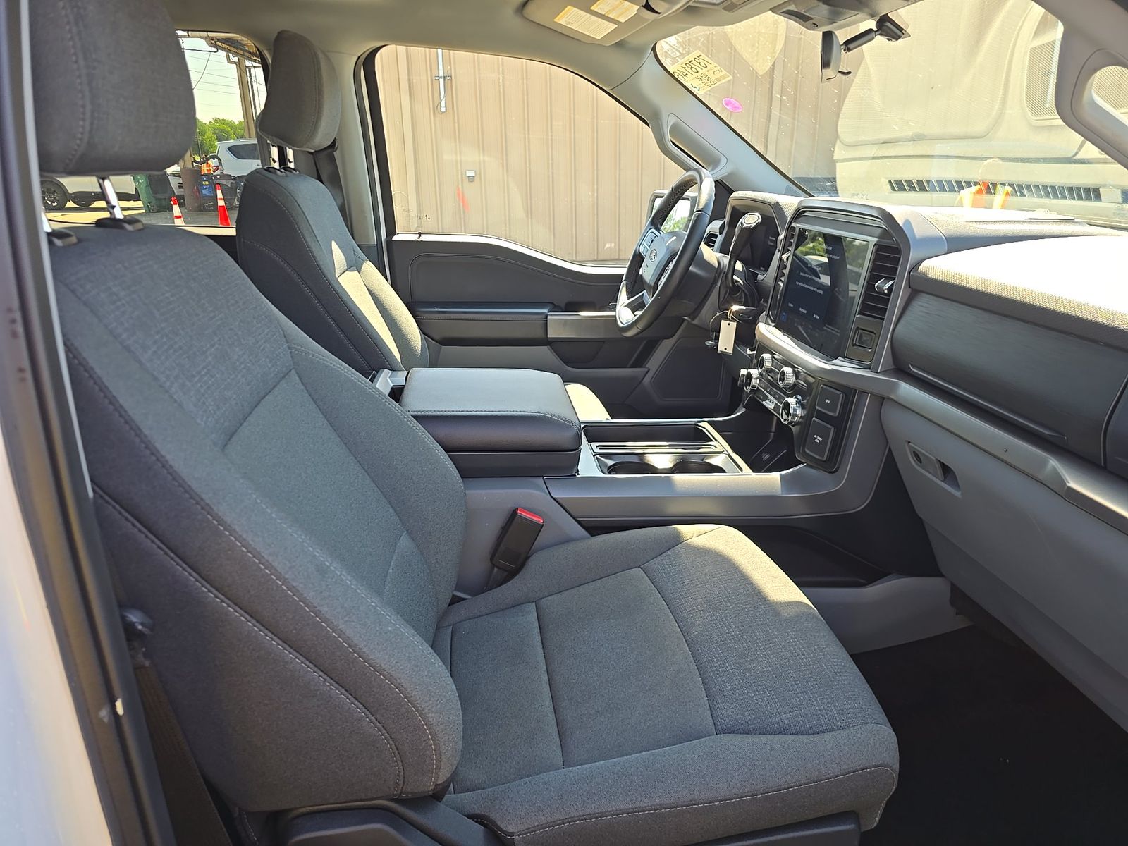 2025 Ford F-150 Hybrid XLT AWD