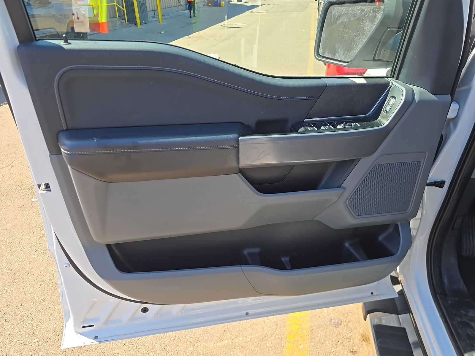2025 Ford F-150 Hybrid XLT AWD