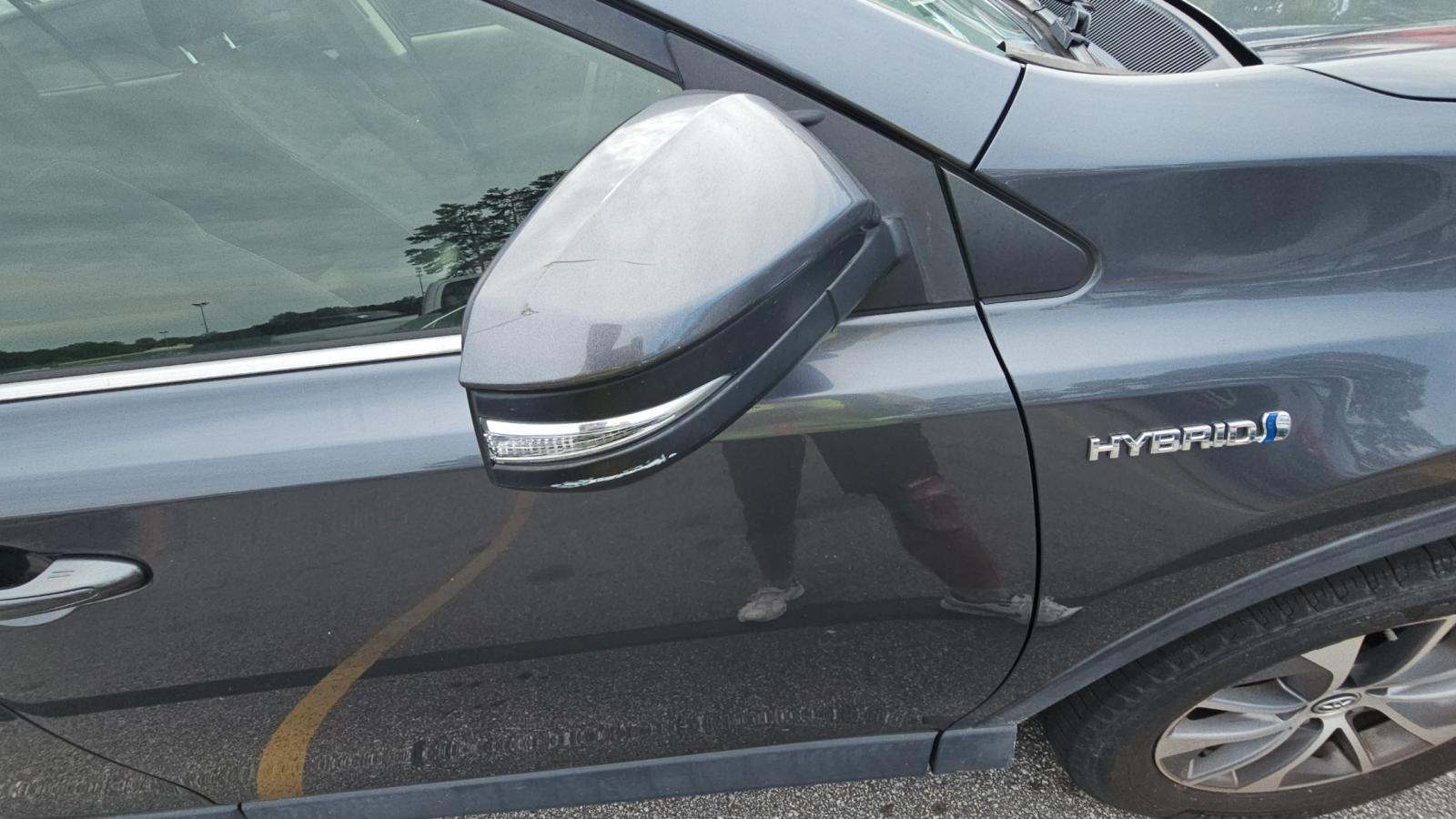 2016 Toyota RAV4 Hybrid XLE AWD