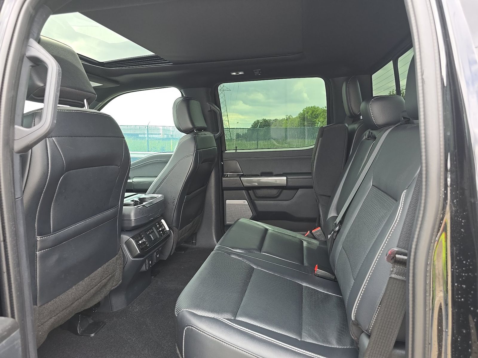 2023 Ford F-150 Lariat AWD