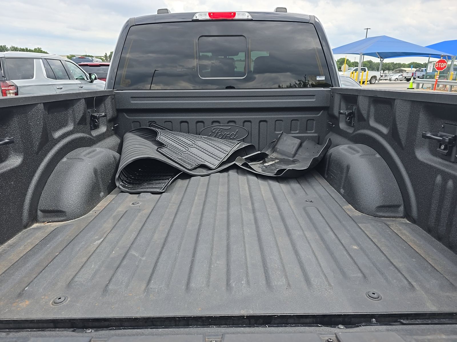2023 Ford F-150 Lariat AWD
