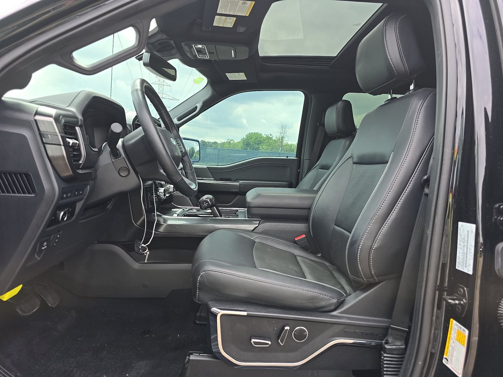 2023 Ford F-150 Lariat AWD