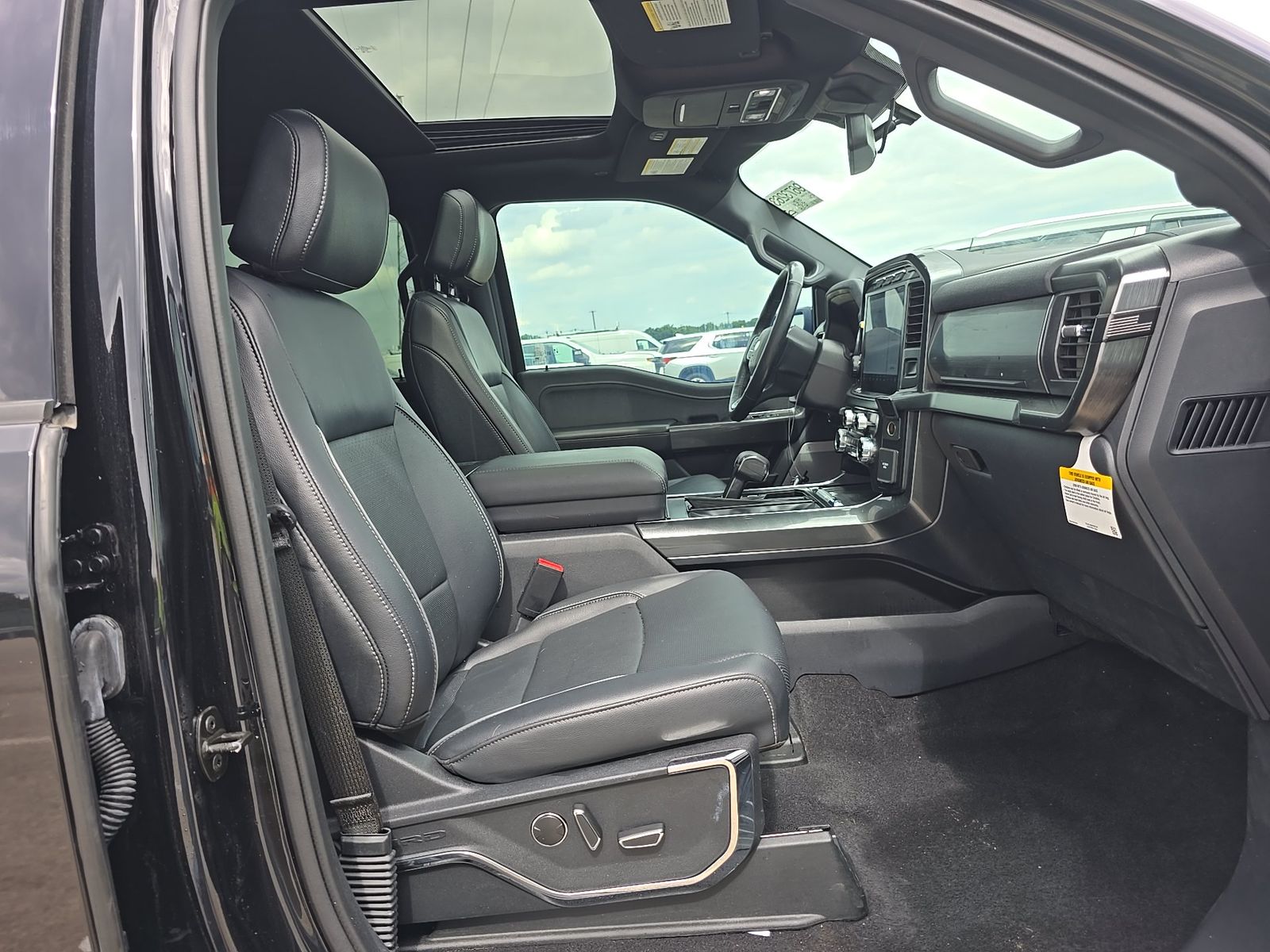 2023 Ford F-150 Lariat AWD