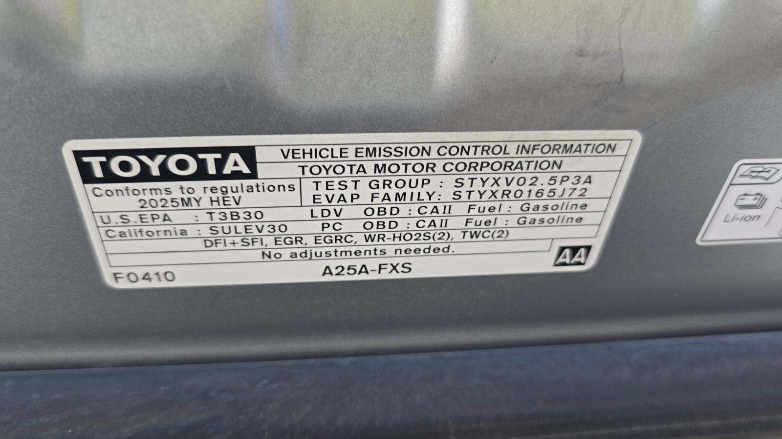 2025 Toyota Camry LE AWD