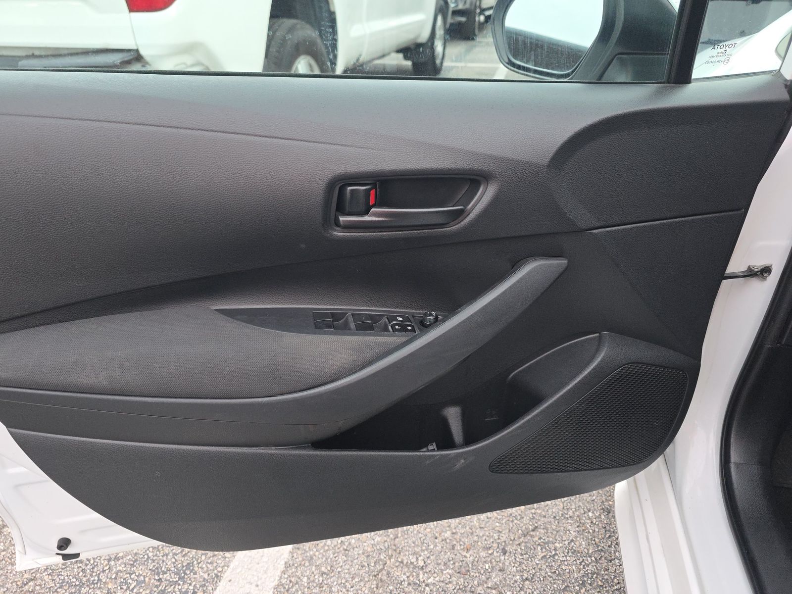 2023 Toyota Corolla LE FWD