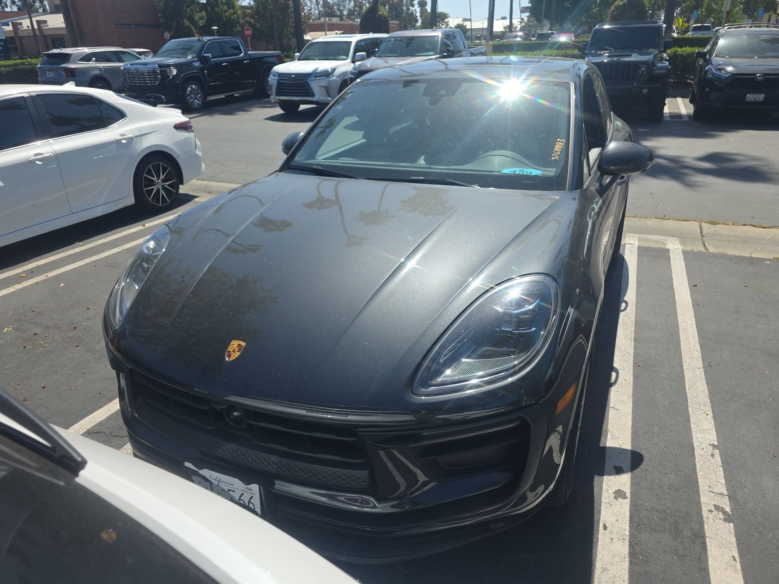 2026 Porsche Macan Base AWD