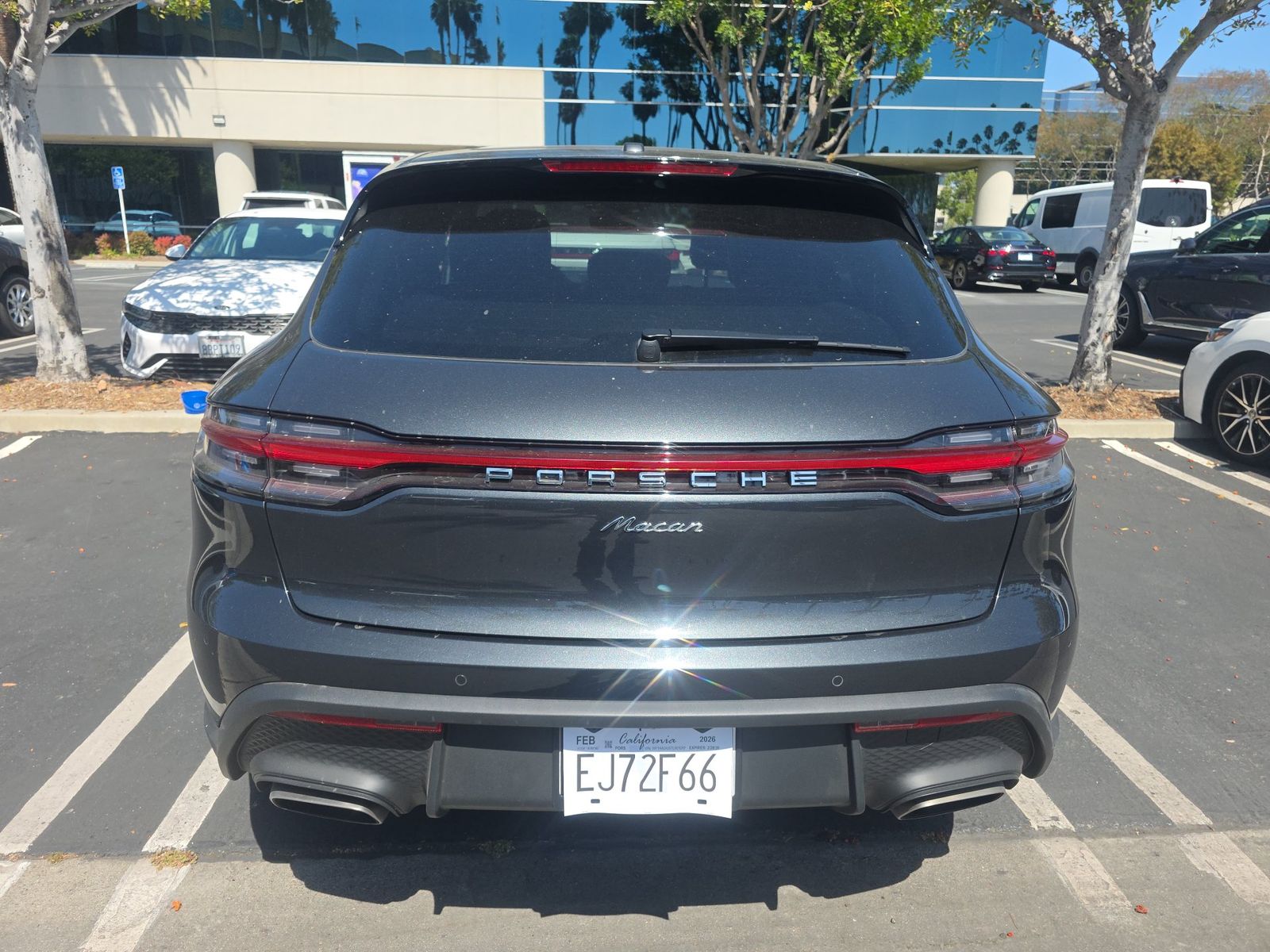 2026 Porsche Macan Base AWD