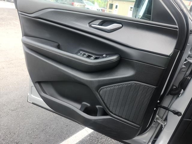 2024 Jeep Grand Cherokee Altitude RWD