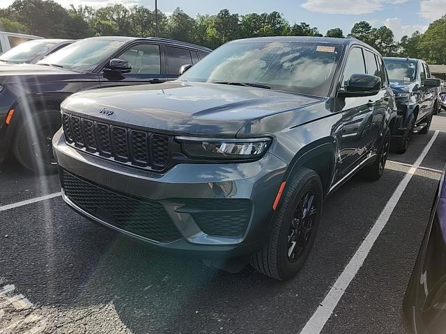 2024 Jeep Grand Cherokee Altitude AWD
