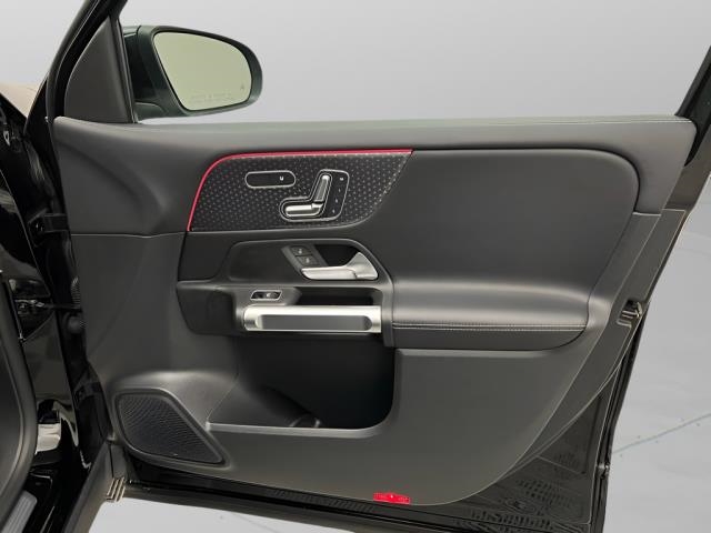 2025 Mercedes-Benz GLB GLB 250 AWD