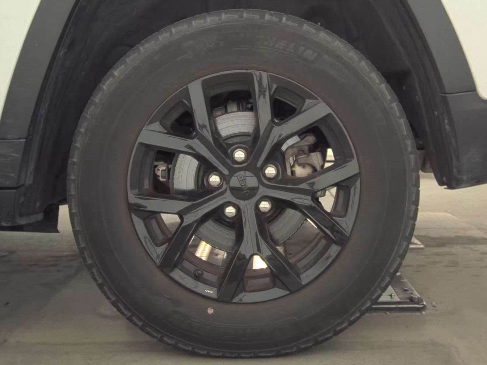 2024 Jeep Grand Cherokee Altitude RWD